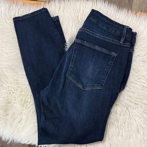 Good American Indigo Legs Crop Jeans - Picture 3 of 12